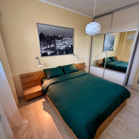 Apartment Ceskomoravska - O2 Arena Prag Eksteriør billede