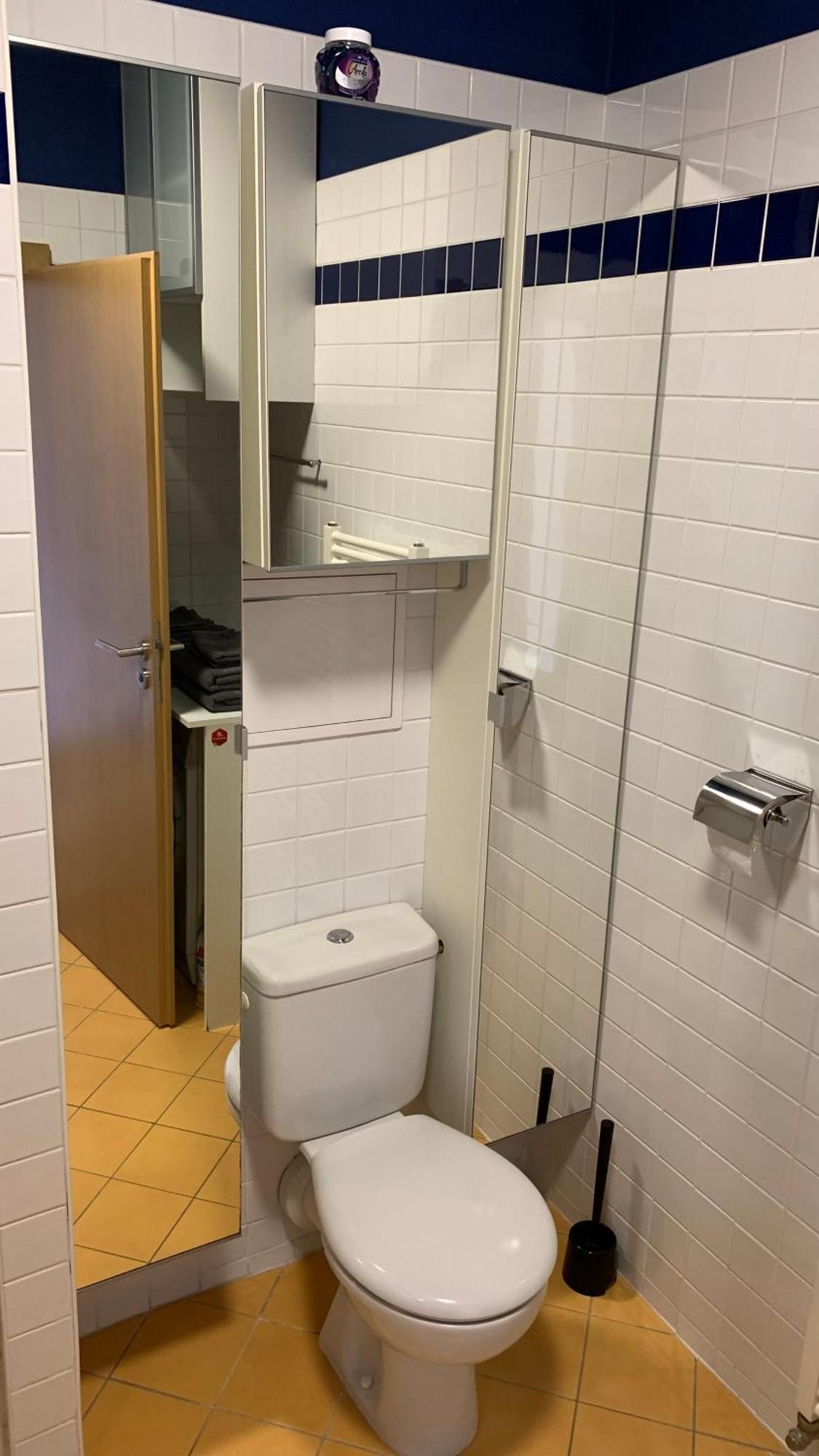 Apartment Ceskomoravska - O2 Arena Prag Eksteriør billede