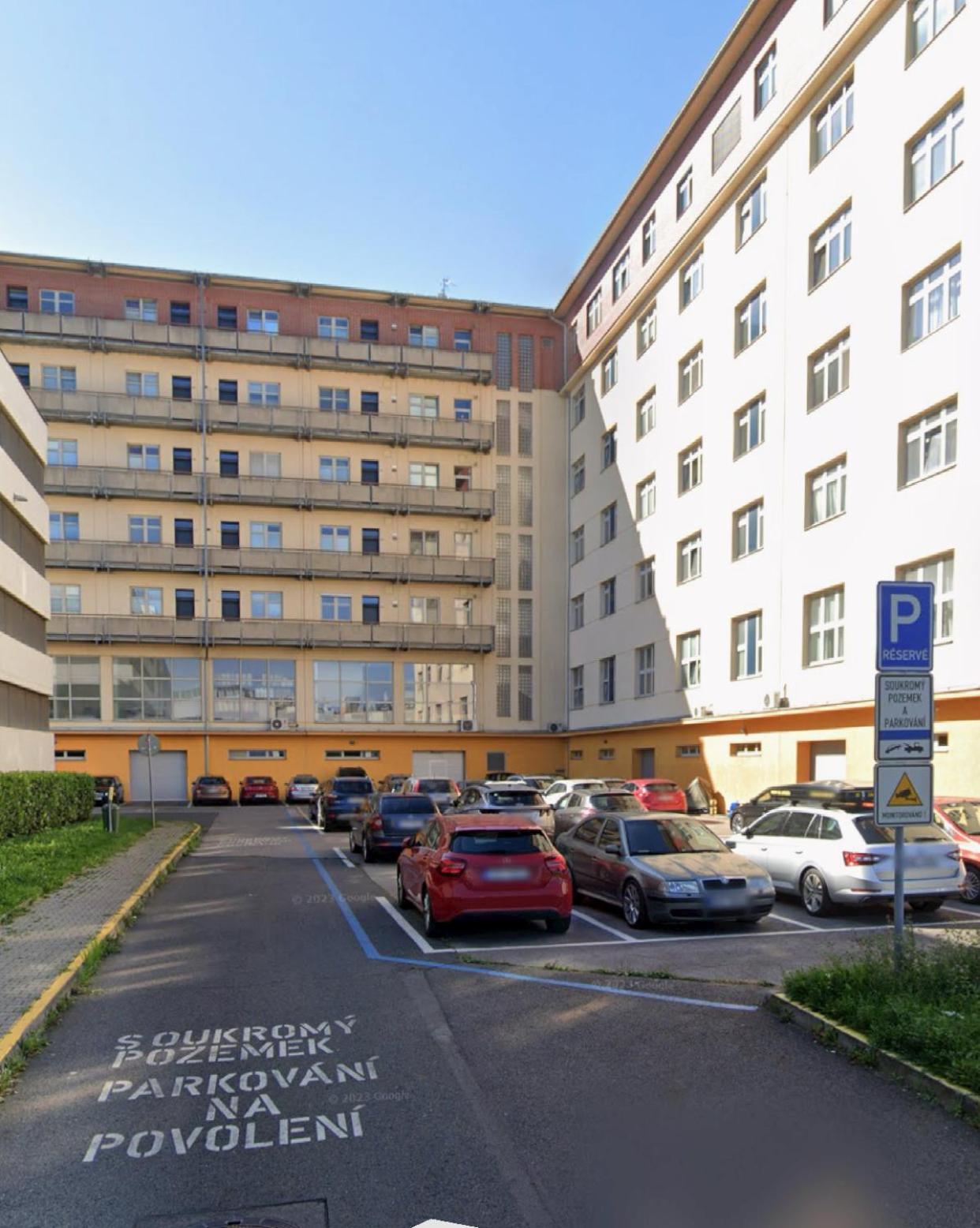 Apartment Ceskomoravska - O2 Arena Prag Eksteriør billede